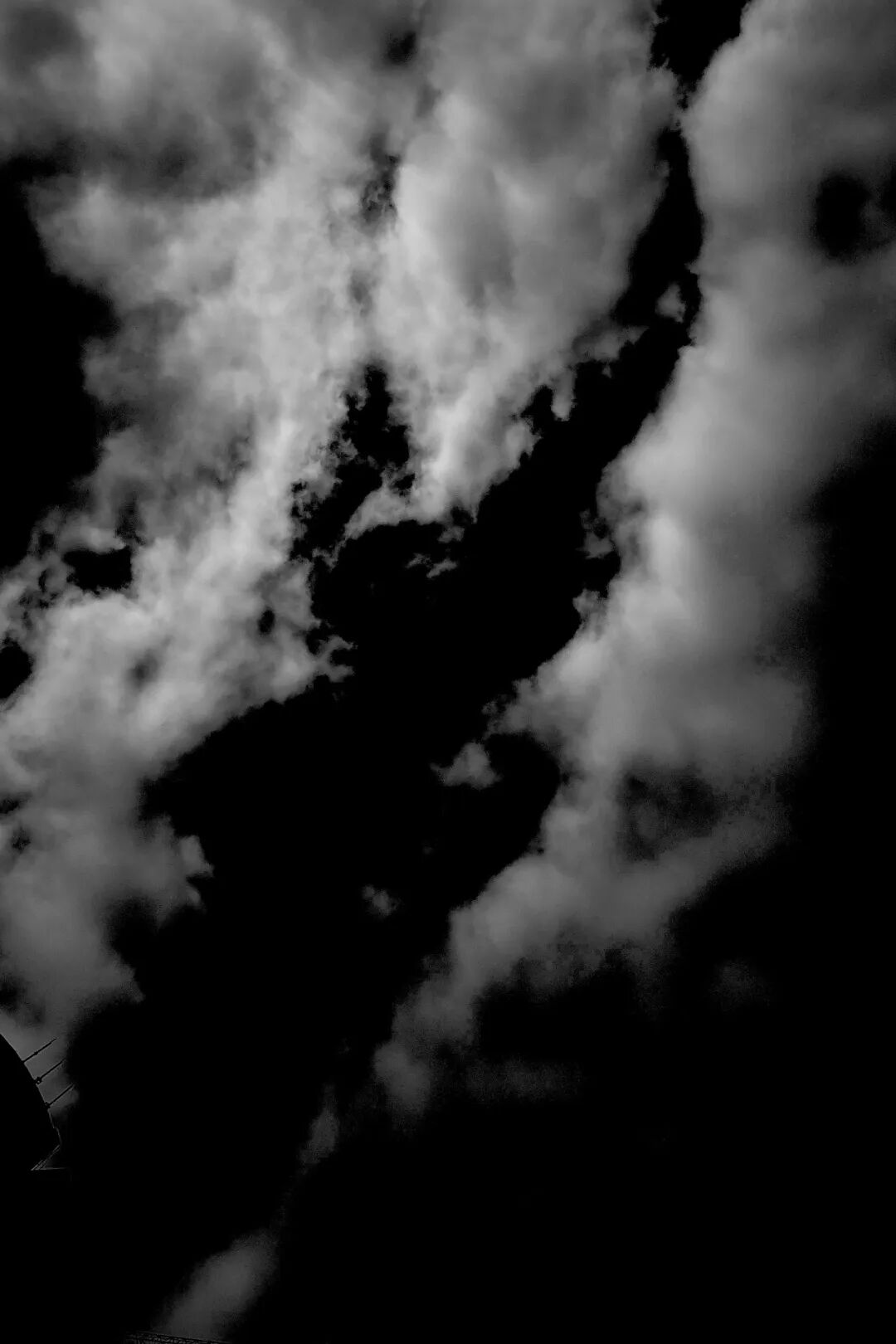 不用买理光！我是如何用手机拍摄森山大道风格照片的插图1